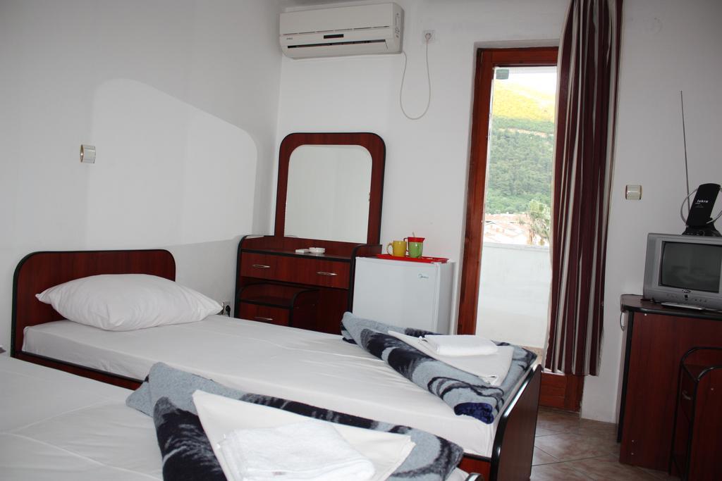 Rio 3* Budva